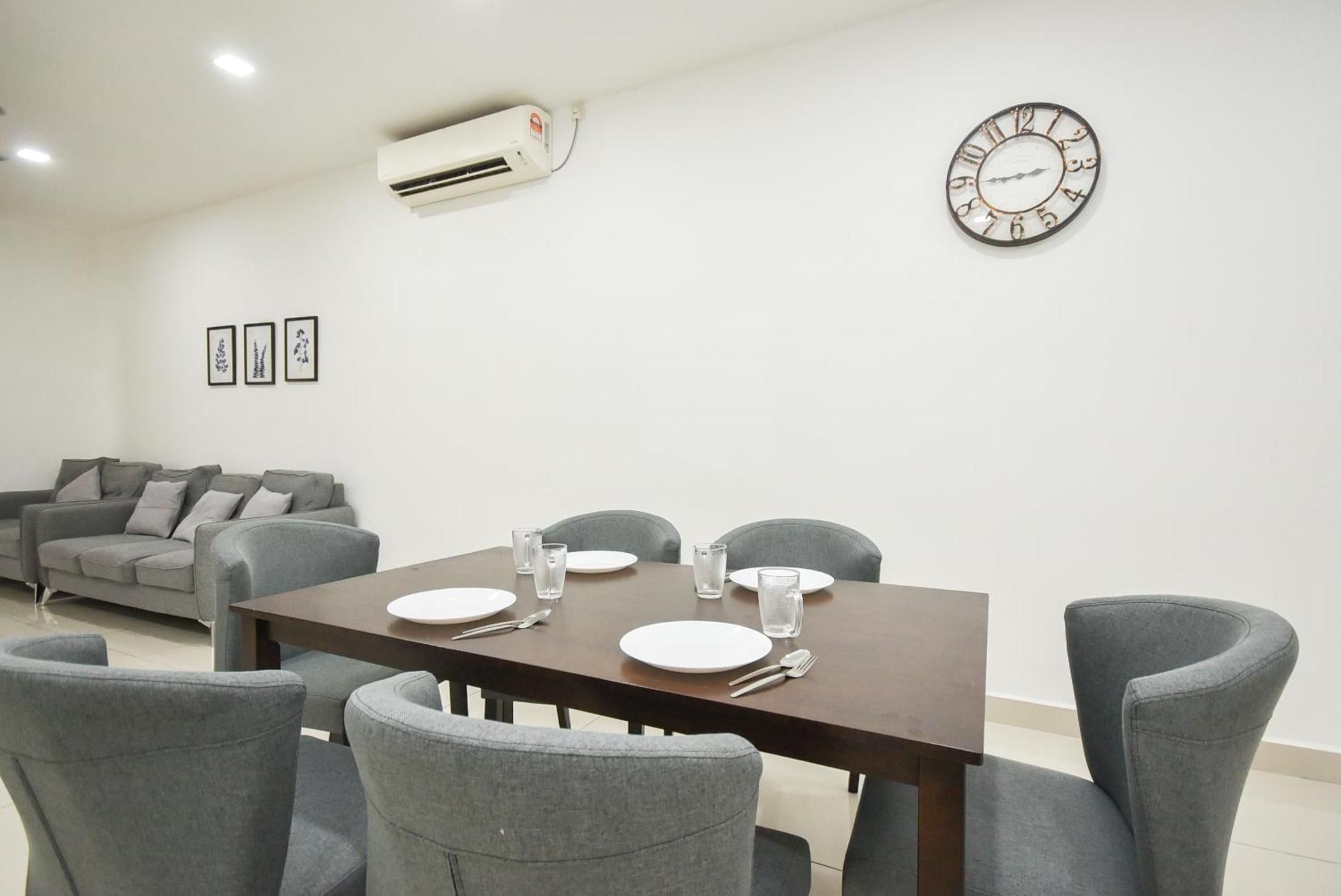 Meridin Medini Suite By Nest Home【Legoland】 Nusajaya  Exterior photo